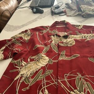 Tommy Bahama men’s shirt . Lobster pattern size medium